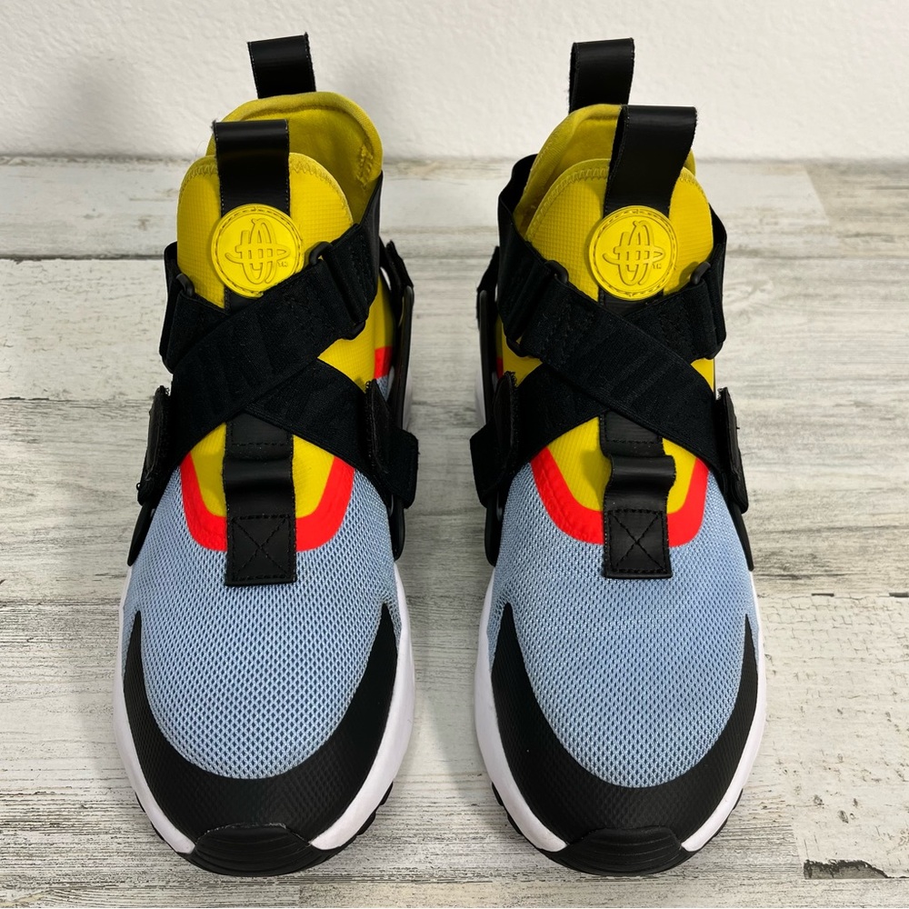 Nike Womens Air Huarache City Shoe Women’s Aluminum/Bright Citron/Black
